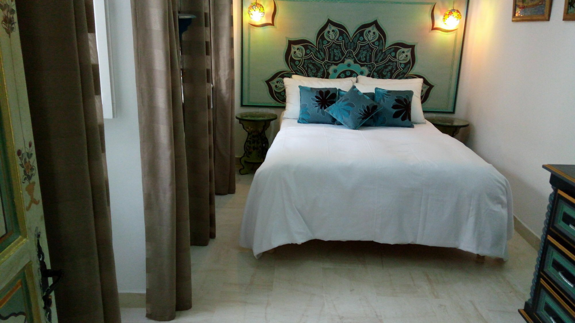El Patio Courtyard House Hotel Тунис Екстериор снимка
